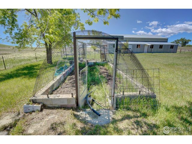 5196 Oxford Rd, Longmont, CO 80503
