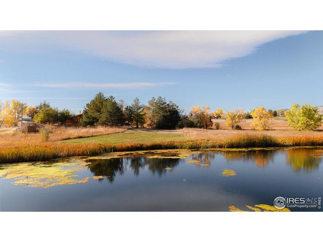 5196 Oxford Rd, Longmont, CO 80503