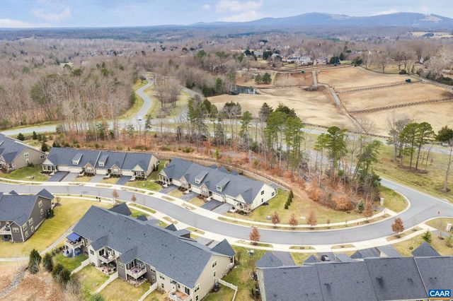 360 WINDING RD, Keswick, VA 22947