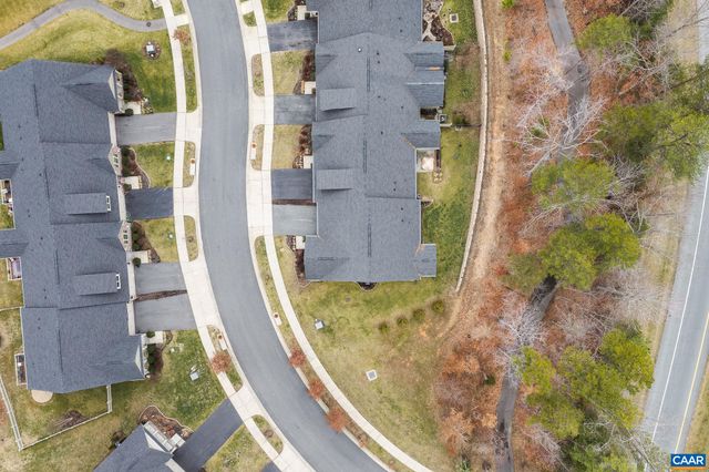 360 WINDING RD, Keswick, VA 22947