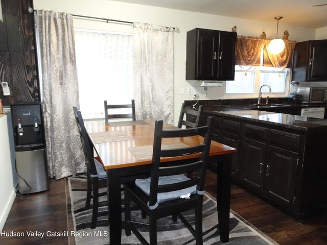 12 Kline Street, Hudson, NY 12534