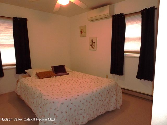 12 Kline Street, Hudson, NY 12534