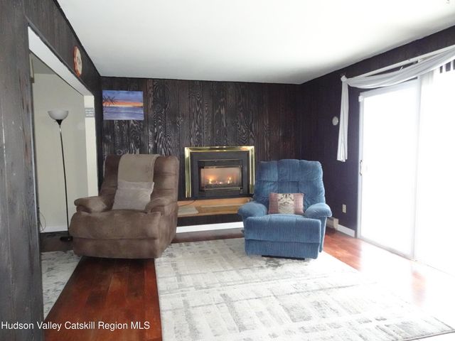 12 Kline Street, Hudson, NY 12534