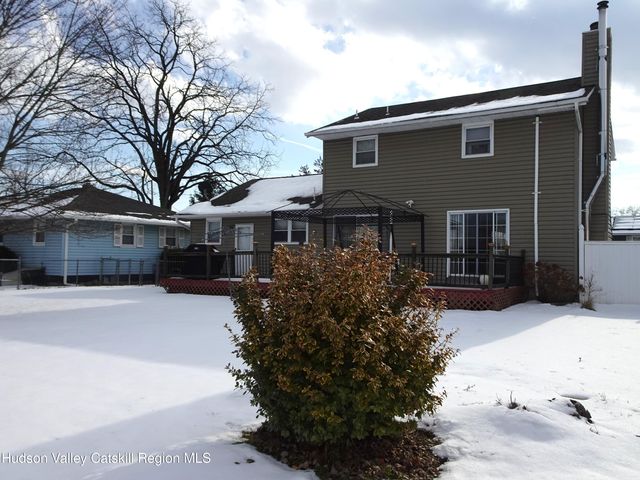 12 Kline Street, Hudson, NY 12534