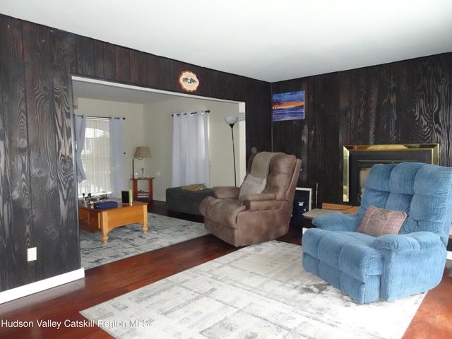 12 Kline Street, Hudson, NY 12534