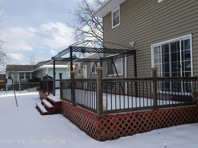 12 Kline Street, Hudson, NY 12534