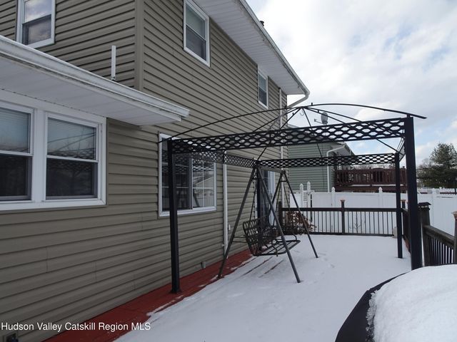 12 Kline Street, Hudson, NY 12534