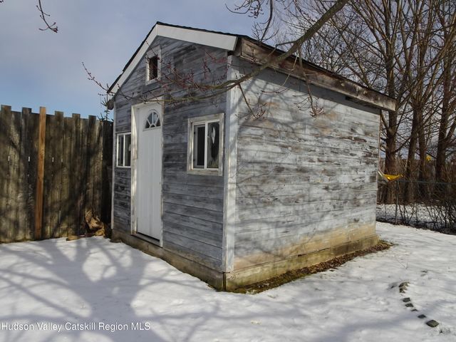 12 Kline Street, Hudson, NY 12534