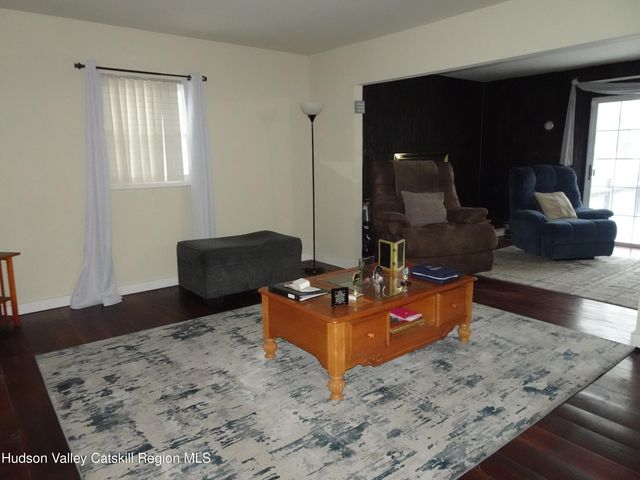 12 Kline Street, Hudson, NY 12534