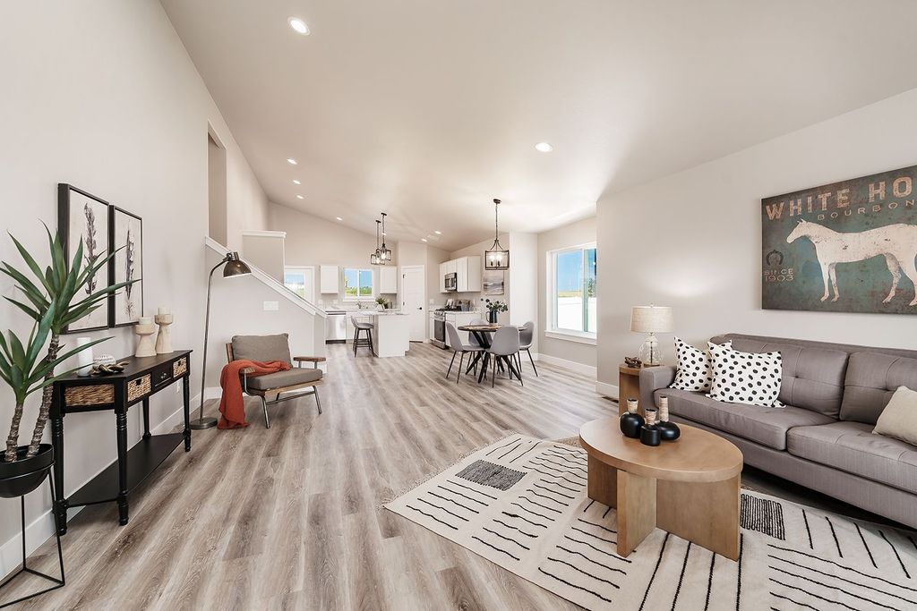 155 Meadow View Loop, East Helena, MT 59635 photo 4