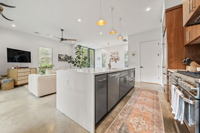 2509 Durwood ST A, Austin, TX 78704