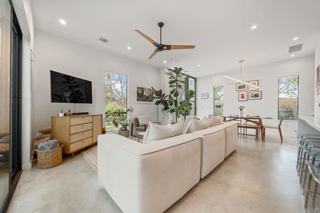 2509 Durwood ST A, Austin, TX 78704