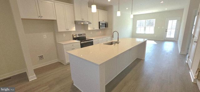 5234 HELTON DR, Sykesville, MD 21784