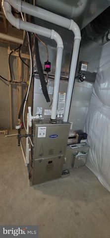 5234 HELTON DR, Sykesville, MD 21784