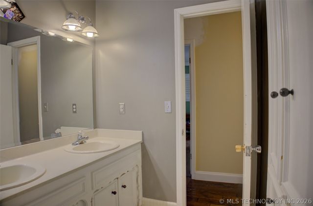 4739 S Lakewood Avenue, Tulsa, OK 74135