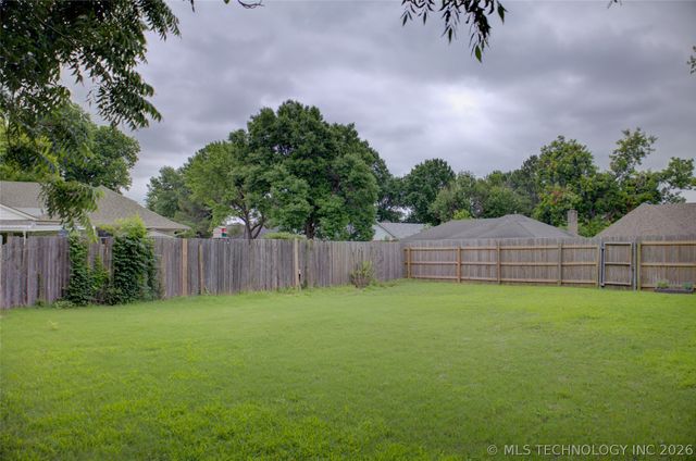 4739 S Lakewood Avenue, Tulsa, OK 74135