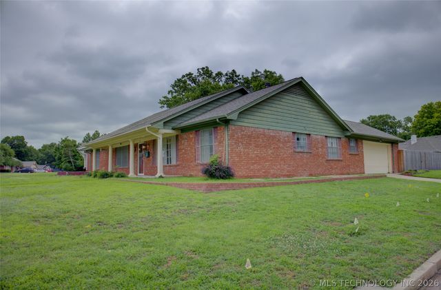 4739 S Lakewood Avenue, Tulsa, OK 74135