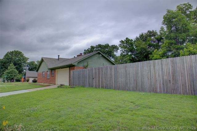 4739 S Lakewood Avenue, Tulsa, OK 74135