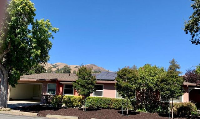 4001 Golf Drive, San Jose, CA 95127