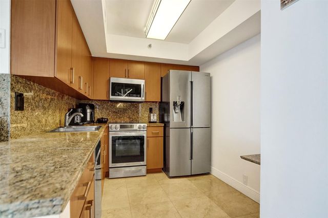 19101 NE 36th Court 1709, Aventura, FL 33180