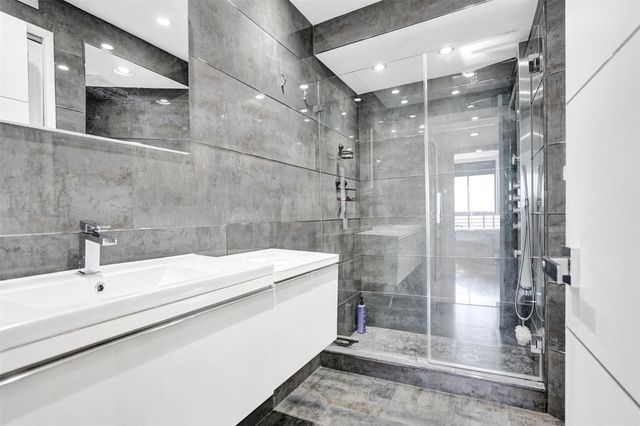 19101 NE 36th Court 1709, Aventura, FL 33180