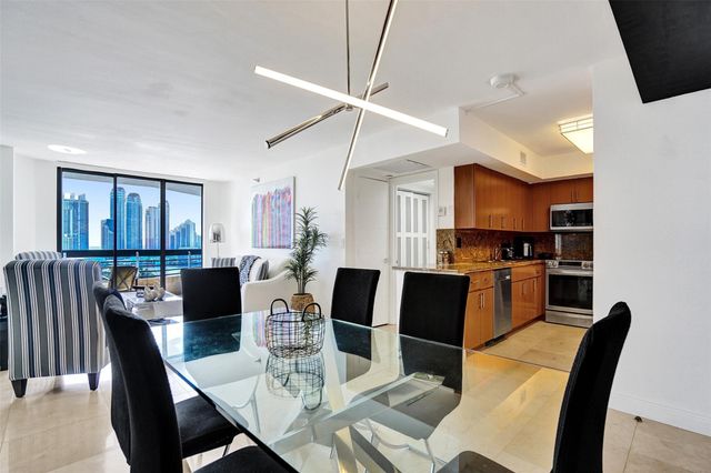 19101 NE 36th Court 1709, Aventura, FL 33180