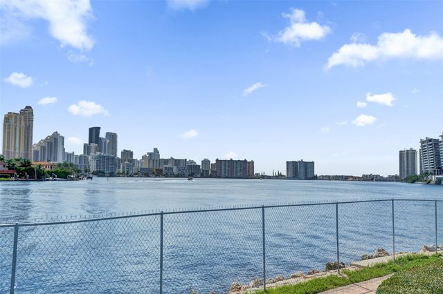 19101 NE 36th Court 1709, Aventura, FL 33180