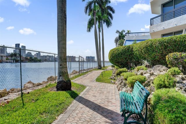 19101 NE 36th Court 1709, Aventura, FL 33180