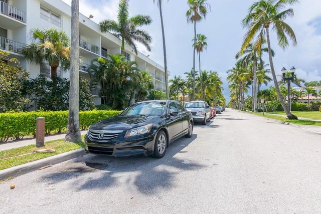 917 N Flagler Drive 102, West Palm Beach, FL 33401