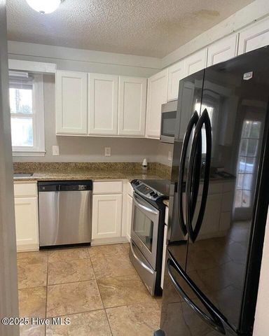 519 Oci Drive, Jacksonville, NC 28540