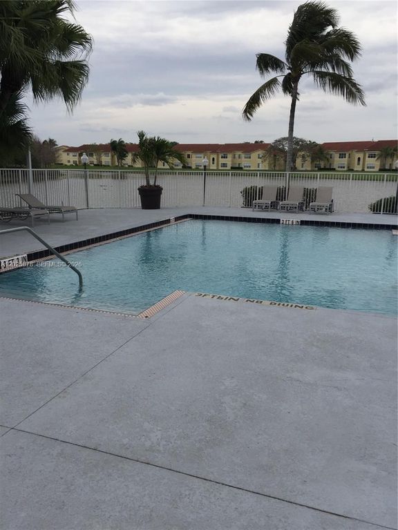 12870 Vista Isles Drive 517, Plantation, FL 33325