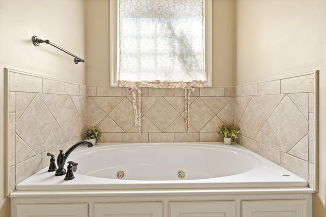 30 Ridgeside, Hattiesburg, MS 39402