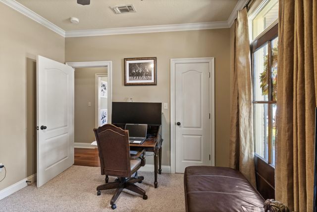 30 Ridgeside, Hattiesburg, MS 39402