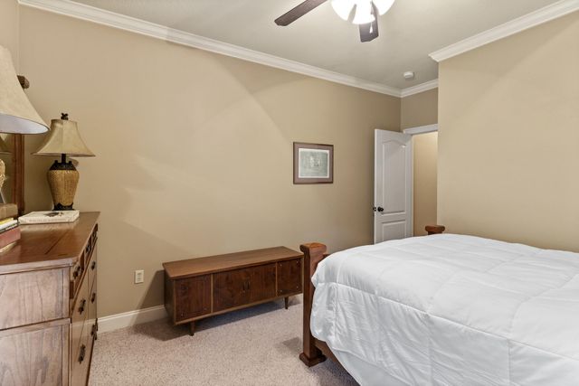 30 Ridgeside, Hattiesburg, MS 39402