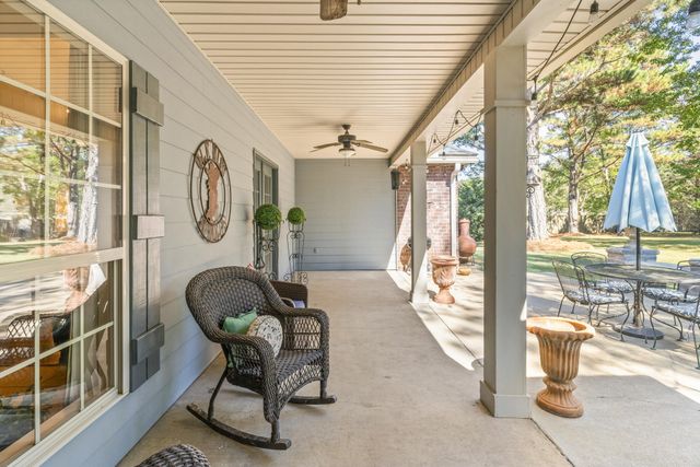 30 Ridgeside, Hattiesburg, MS 39402