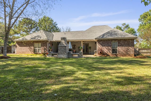 30 Ridgeside, Hattiesburg, MS 39402