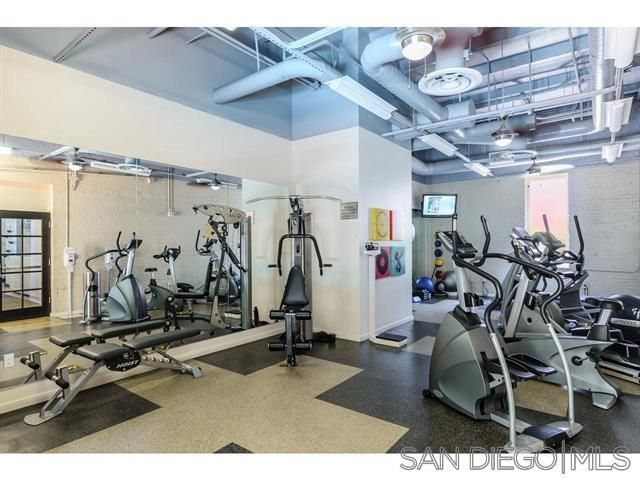 1431 Pacific Hwy 107, San Diego, CA 92101