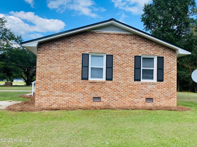 1924 Millie Christine Road, Whiteville, NC 28472