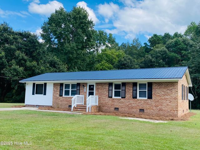 1924 Millie Christine Road, Whiteville, NC 28472