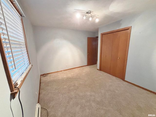 1401 6TH Street A, Orion, IL 61273