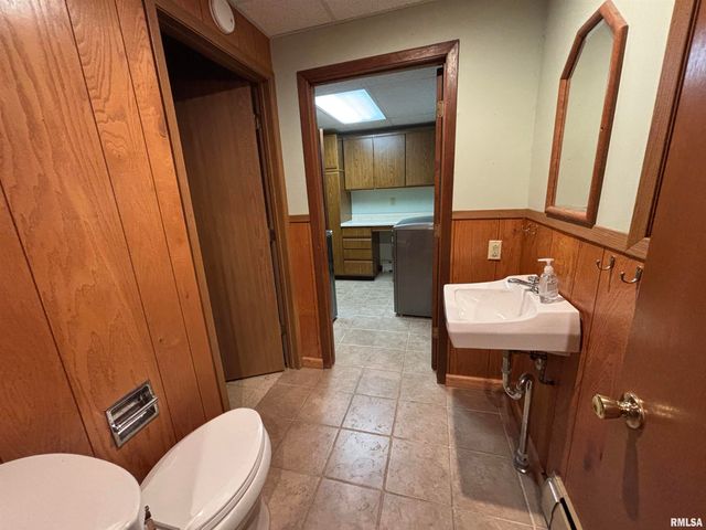 1401 6TH Street A, Orion, IL 61273