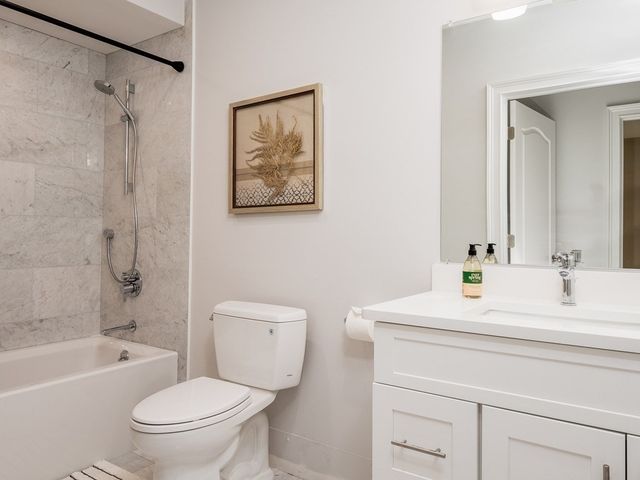 45 L Street 20, Boston, MA 02127