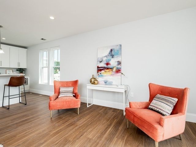 45 L Street 20, Boston, MA 02127