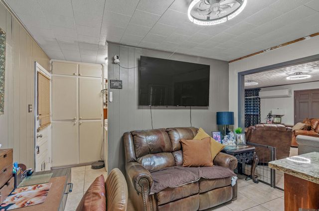 58929 Obier St, Plaquemine, LA 70764