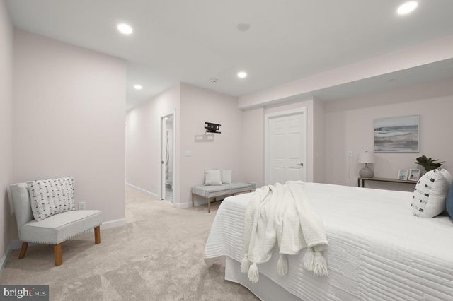 1650 VILLAGE GREEN DR, Woodbine, MD 21797