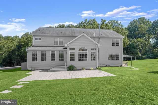 1650 VILLAGE GREEN DR, Woodbine, MD 21797