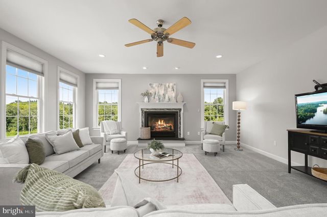 1650 VILLAGE GREEN DR, Woodbine, MD 21797