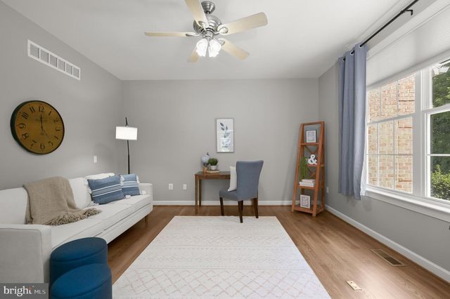1650 VILLAGE GREEN DR, Woodbine, MD 21797