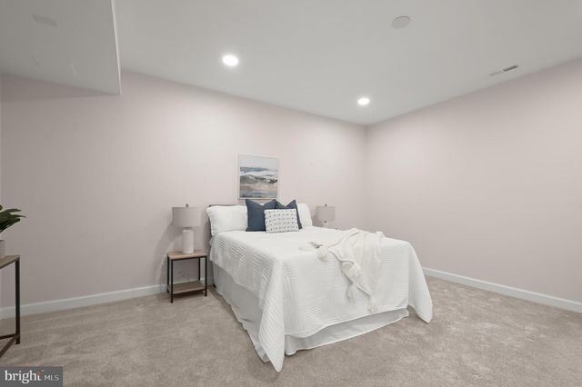 1650 VILLAGE GREEN DR, Woodbine, MD 21797