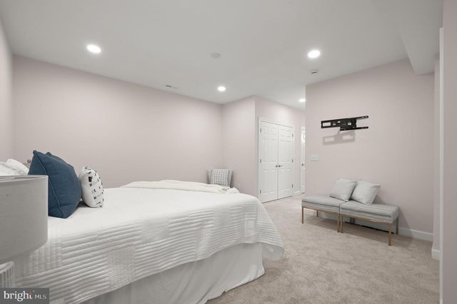 1650 VILLAGE GREEN DR, Woodbine, MD 21797